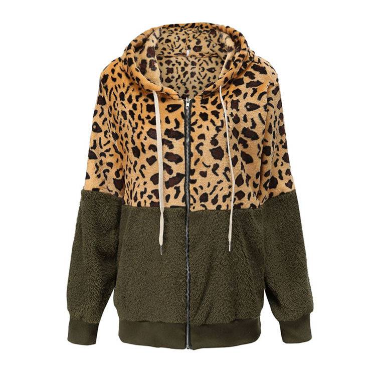 Castorini™ | Fleece Hoodie with Leopard Design