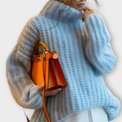 Castorini™ | Soft Long-Sleeve Women's Hoodie